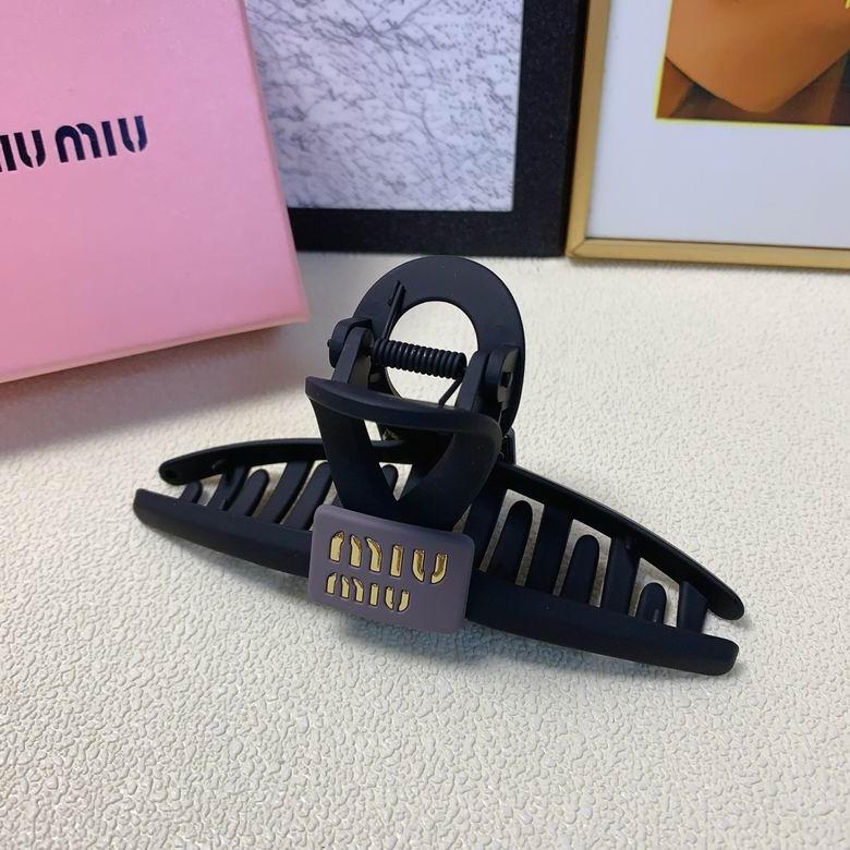 MiuMiu Hair Grab Clip  (7)